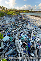 Marine Garbage Photo - Gary Bell