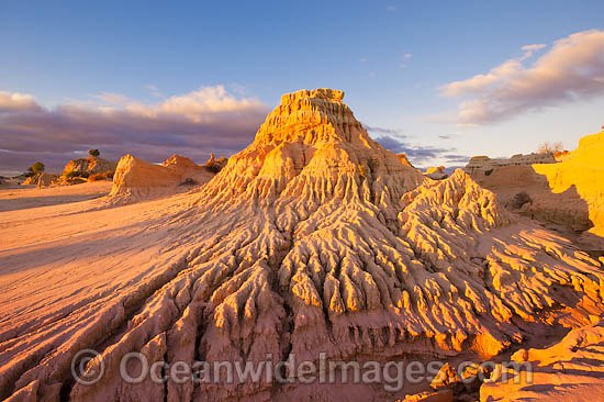 Sand dunes Mungo National Park photo