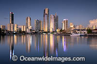 Surfers Paradise Photo - Gary Bell